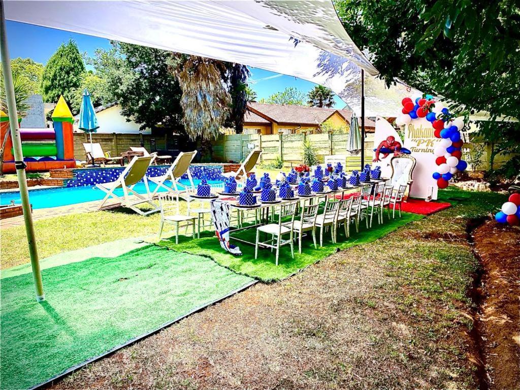 Horizon Garden Party & Events Venue Hotell Randfontein Exteriör bild