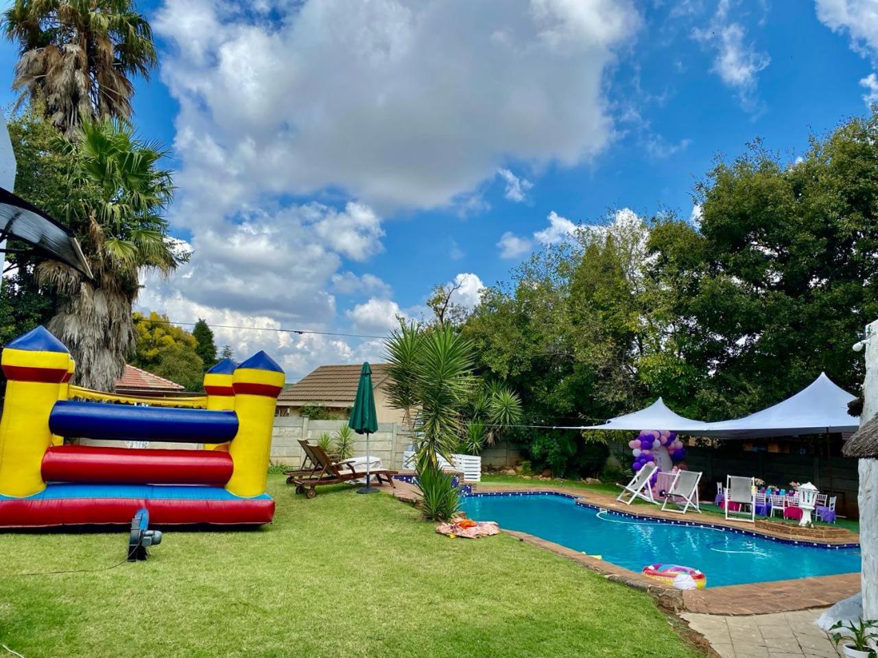 Horizon Garden Party & Events Venue Hotell Randfontein Exteriör bild